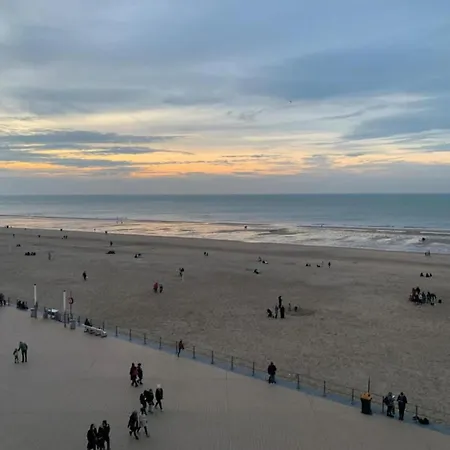 Cozy Near The Lejlighed